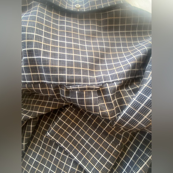 Roundtree & Yorke black check shirt size closet - Picture 9 of 16
